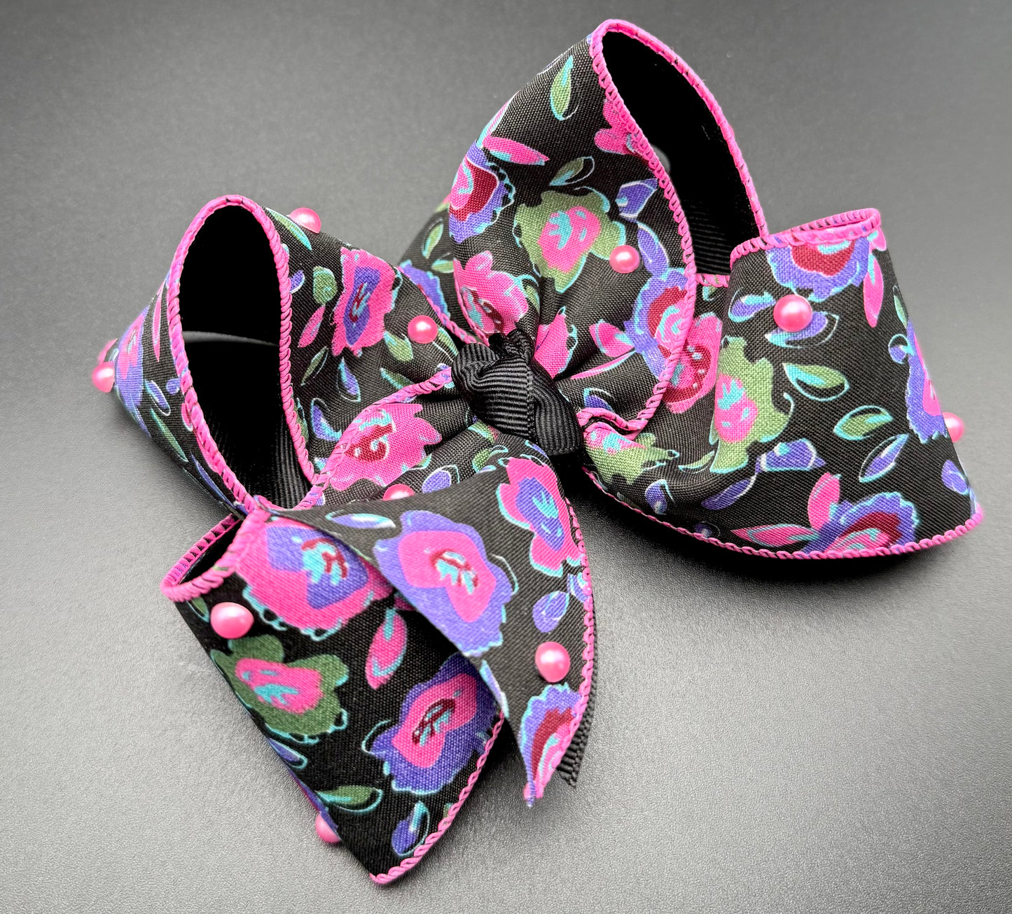 Field of Pearls (5.5" on Teeth Clip)