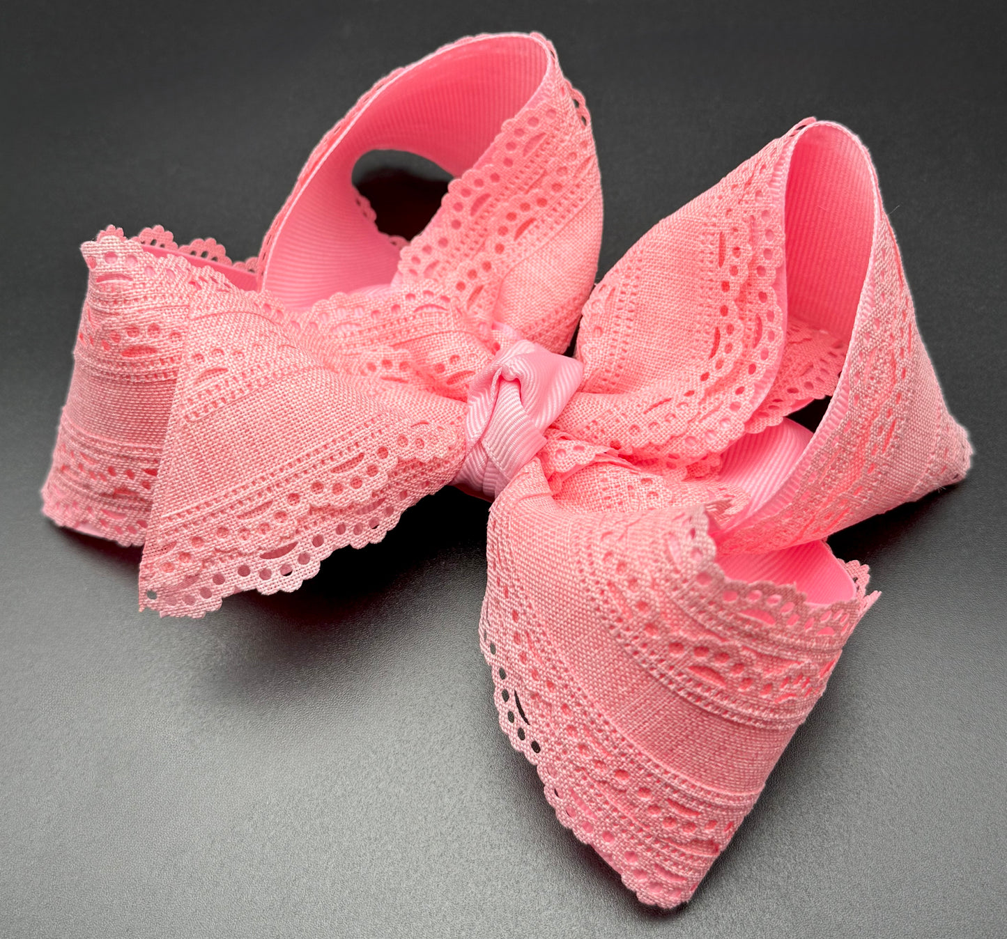 Pink Double Scallop (6")