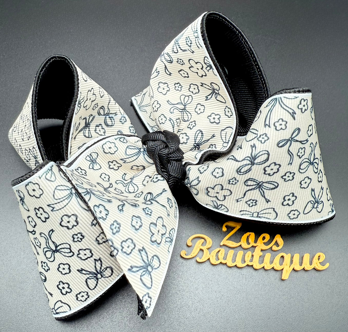 Neutral Coquette Floral