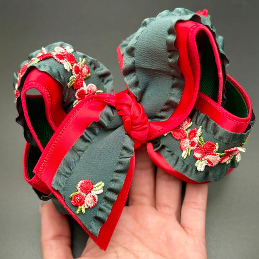 Heirloom Holly